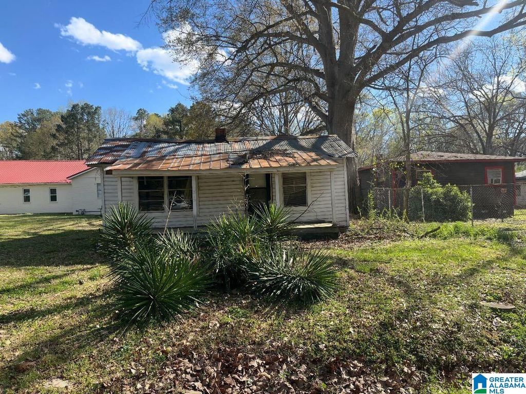 1312 MERRITT STREET, Bessemer, AL 35020