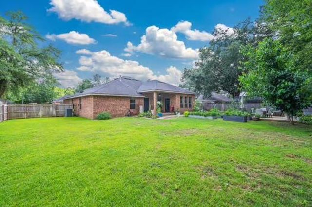 5930 Wind Trace Road, Crestview, FL 32536