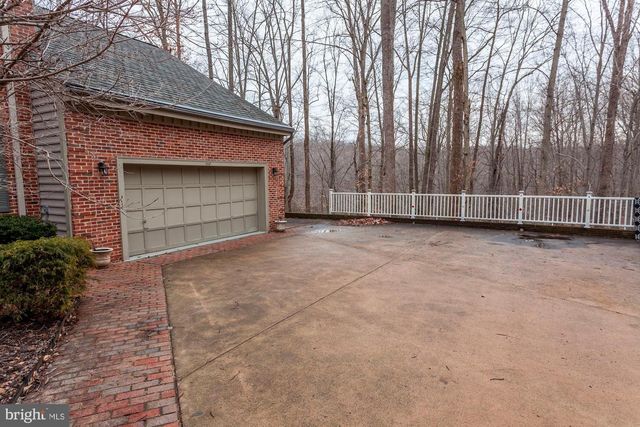 5147 CANNON BLUFF DR, Woodbridge, VA 22192