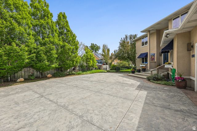 1436 E VINE ST, Murray, UT 84121