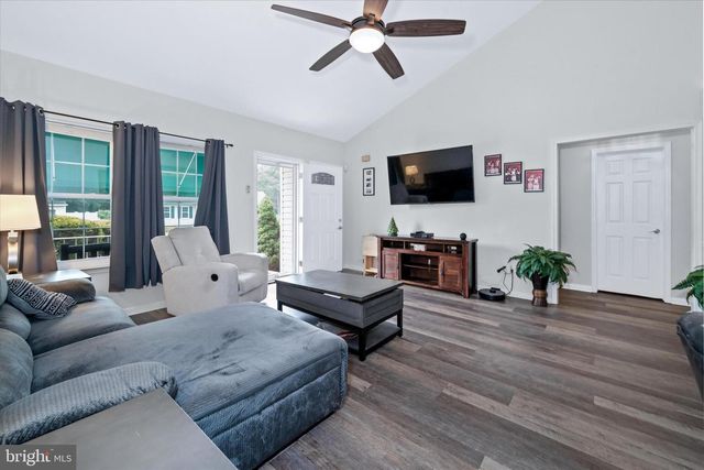 51 DASHER AVE, Bear, DE 19701