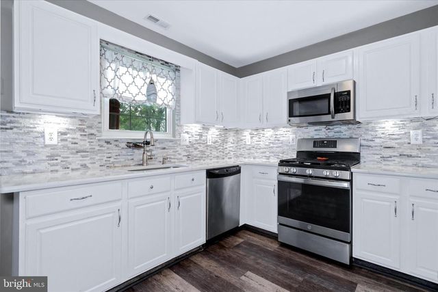 51 DASHER AVE, Bear, DE 19701