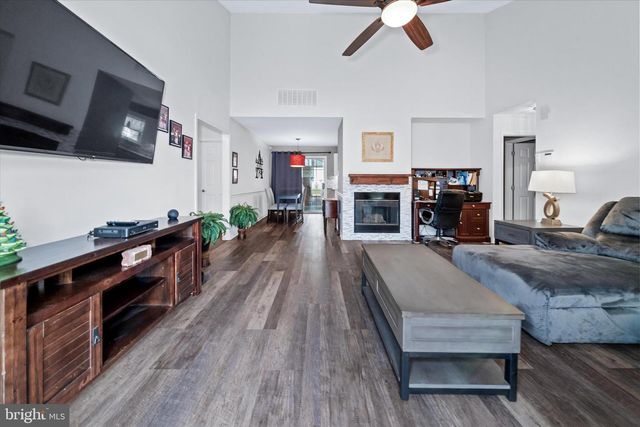 51 DASHER AVE, Bear, DE 19701