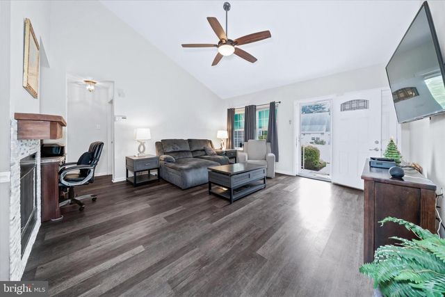 51 DASHER AVE, Bear, DE 19701