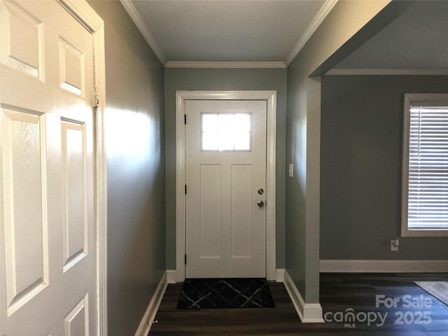 432 Virginia Avenue, Statesville, NC 28677