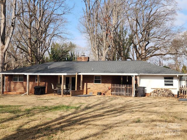432 Virginia Avenue, Statesville, NC 28677