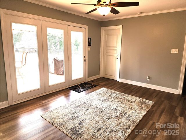 432 Virginia Avenue, Statesville, NC 28677