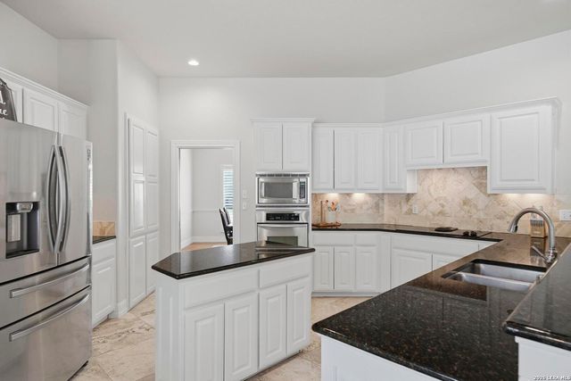 19222 Autumn Gdn, San Antonio, TX 78258