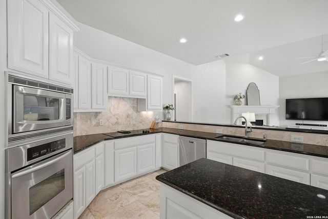 19222 Autumn Gdn, San Antonio, TX 78258