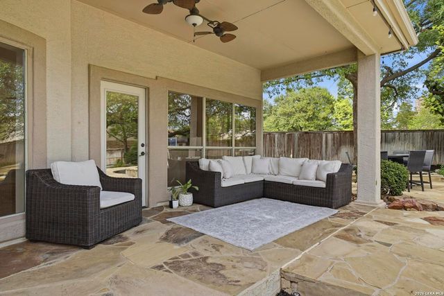 19222 Autumn Gdn, San Antonio, TX 78258