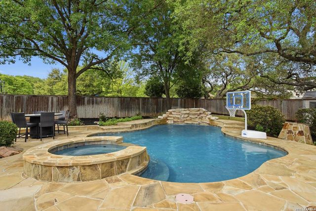 19222 Autumn Gdn, San Antonio, TX 78258