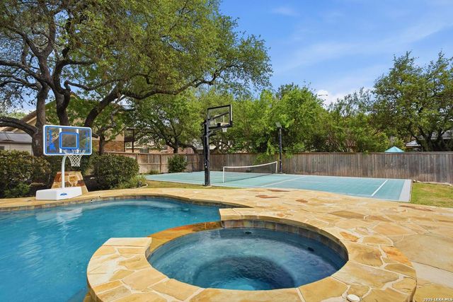 19222 Autumn Gdn, San Antonio, TX 78258