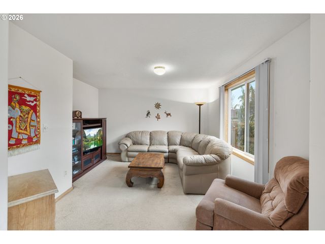 607 Se 5TH St, Battle Ground, WA 98604