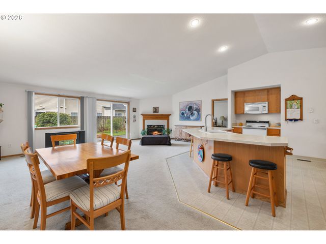 607 Se 5TH St, Battle Ground, WA 98604