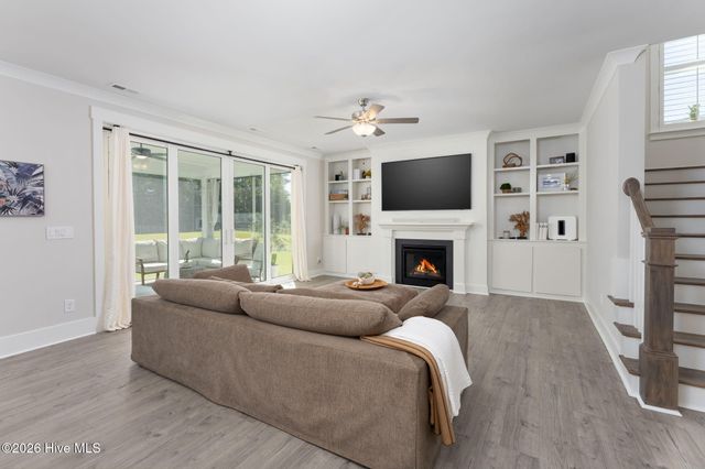 46 N Radiance Way, Hampstead, NC 28443