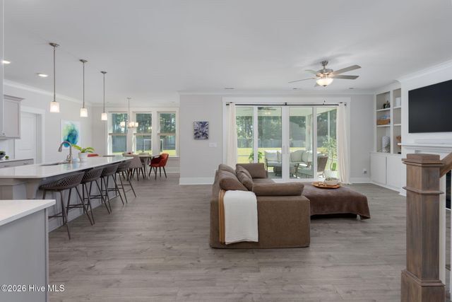 46 N Radiance Way, Hampstead, NC 28443