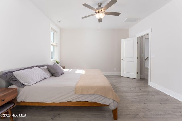 46 N Radiance Way, Hampstead, NC 28443