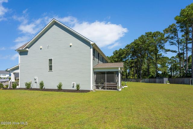 46 N Radiance Way, Hampstead, NC 28443