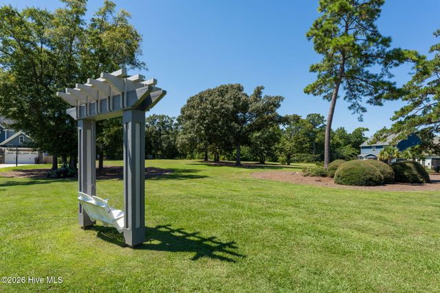 46 N Radiance Way, Hampstead, NC 28443