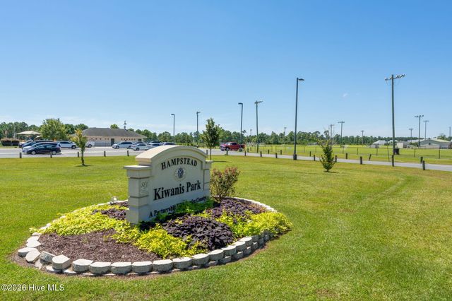 46 N Radiance Way, Hampstead, NC 28443