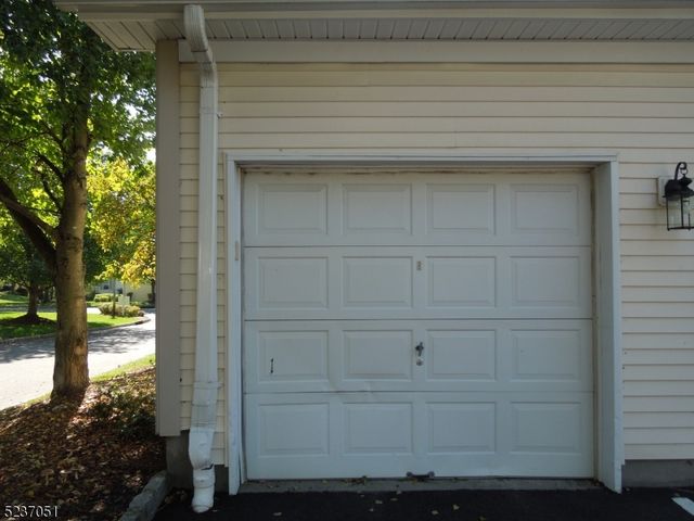 1 Potomac Dr Condo, Bernards Twp., NJ 07920