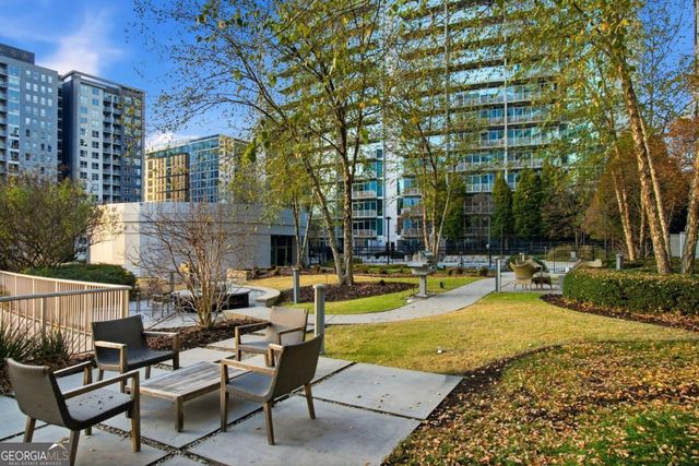 44 Peachtree Place NE 424, Atlanta, GA 30309