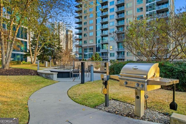 44 Peachtree Place NE 424, Atlanta, GA 30309