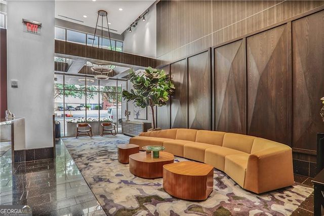 44 Peachtree Place NE 424, Atlanta, GA 30309