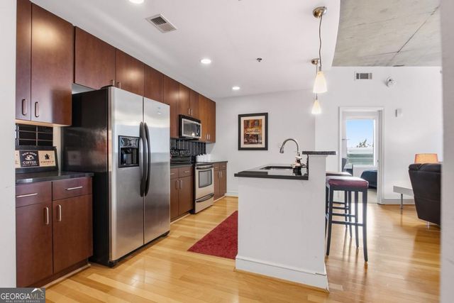 44 Peachtree Place NE 424, Atlanta, GA 30309