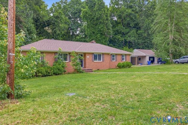 2619 Douglas Ln, North Prince George, VA 23860