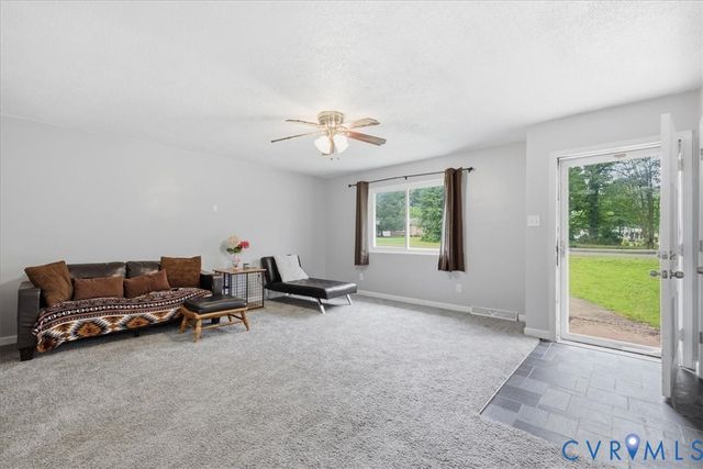2619 Douglas Ln, North Prince George, VA 23860
