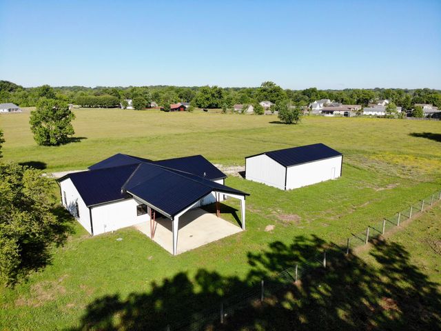 1100 Pauley Court, Berea, KY 40403