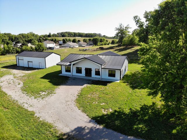 1100 Pauley Court, Berea, KY 40403