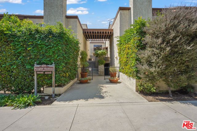 1655 Greenfield Avenue 3, Los Angeles, CA 90025