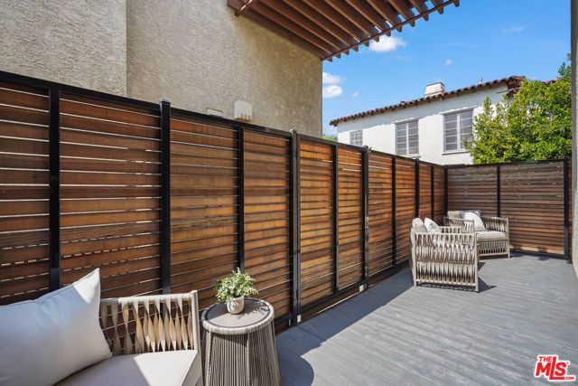 1655 Greenfield Avenue 3, Los Angeles, CA 90025