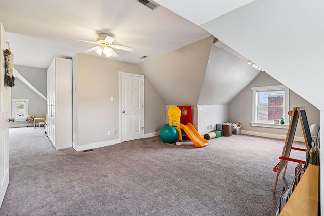 726 N Fort Thomas Avenue, Fort Thomas, KY 41075