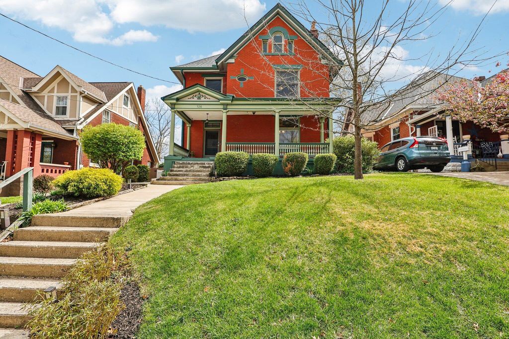 726 N Fort Thomas Avenue, Fort Thomas, KY 41075