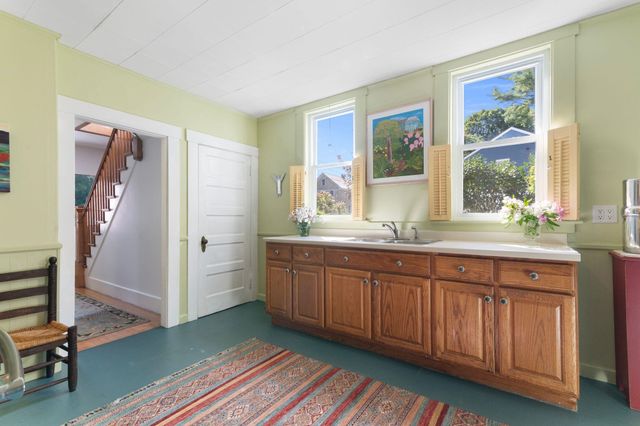 19 Blakeslee Street, Brattleboro, VT 05301