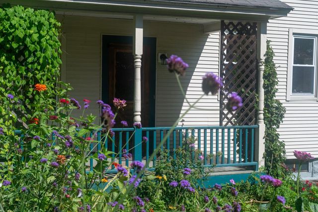 19 Blakeslee Street, Brattleboro, VT 05301