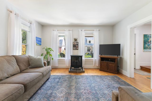 19 Blakeslee Street, Brattleboro, VT 05301