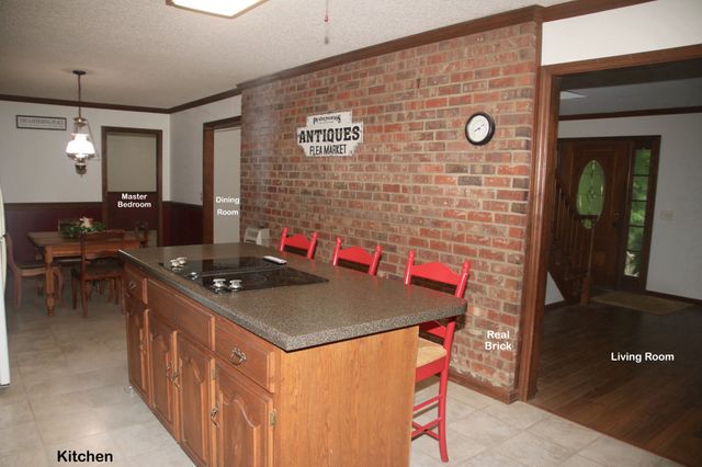 2544 Barwood Dr, Greenbrier, TN 37073