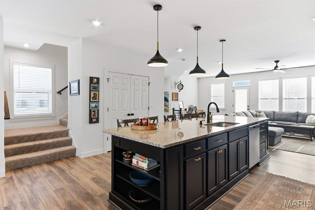 16503 Honey Locust Drive, Chesterfield, MO 63005