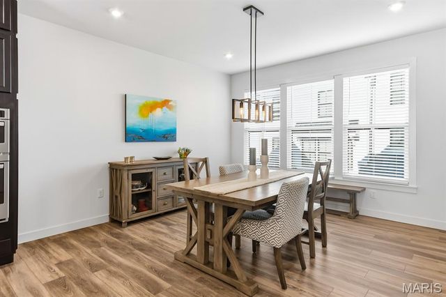 16503 Honey Locust Drive, Chesterfield, MO 63005