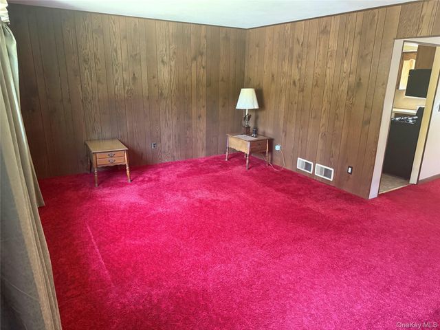 18 Greene Road, Spring Valley, NY 10977