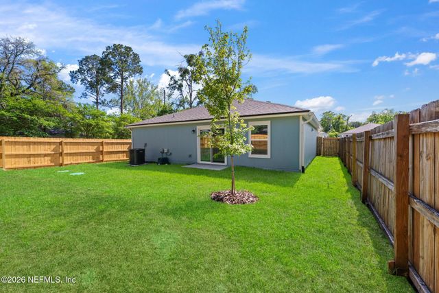 9221 8TH Avenue, Jacksonville, FL 32208