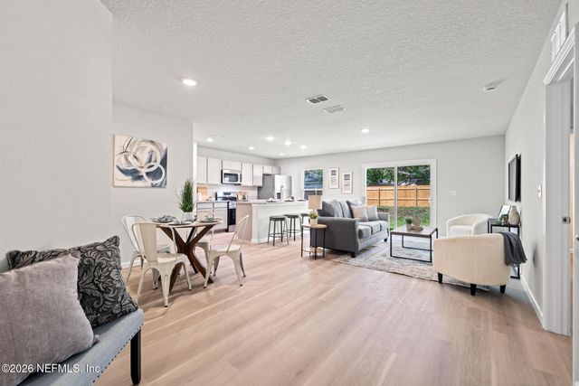 9221 8TH Avenue, Jacksonville, FL 32208