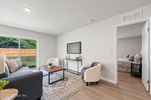 9221 8TH Avenue, Jacksonville, FL 32208