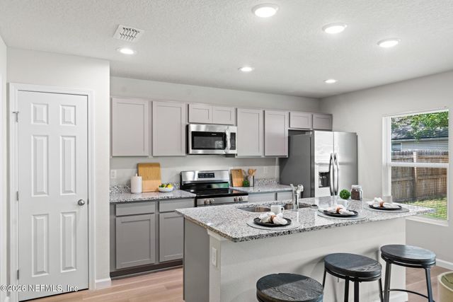 9221 8TH Avenue, Jacksonville, FL 32208