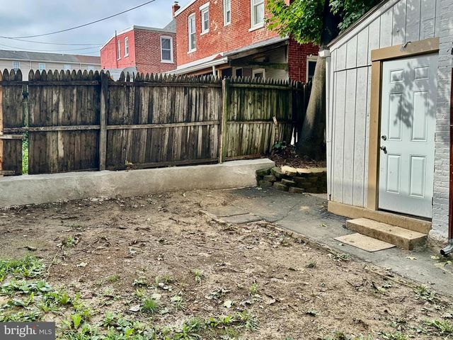 706 E WALNUT ST, Lancaster, PA 17602