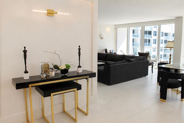 4300 N OCEAN Boulevard 15D, Fort Lauderdale, FL 33308